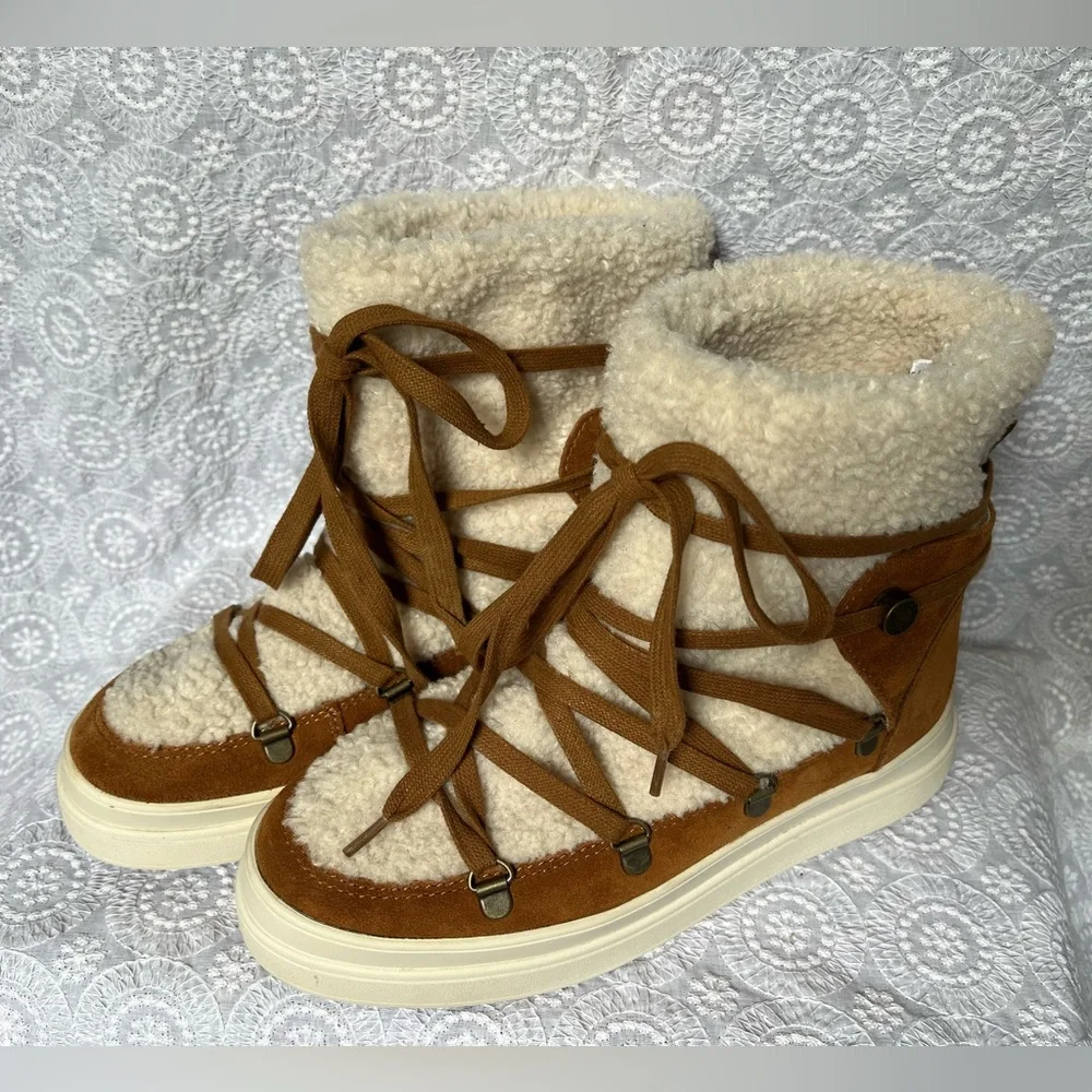 J/Slides Newbie Tan Suede Leather Faux Fur Platform Boot; Women’s 7.5; snowbunny